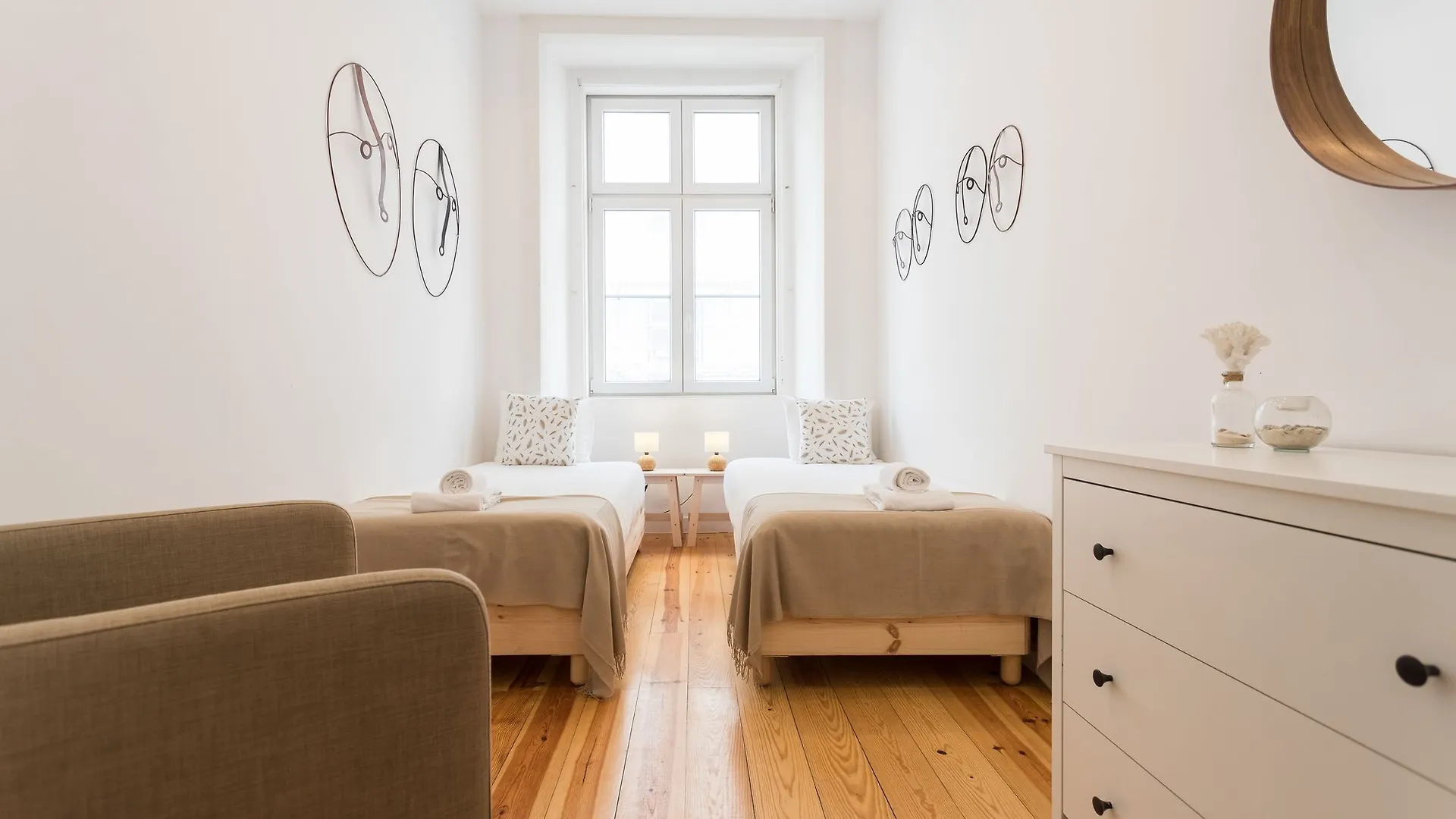 Apartment Modern Baixa By Lu Holidays Lisbon