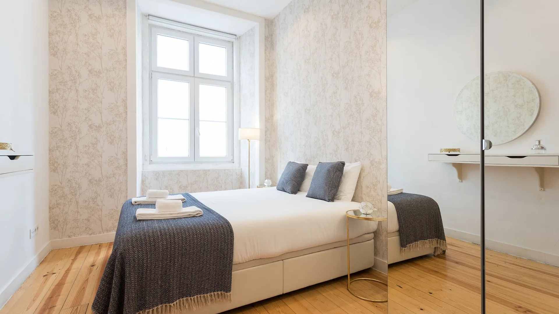 Modern Baixa By Lu Holidays Lisbon Portugal